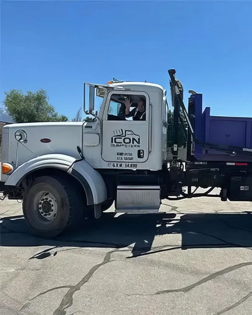 Hopper Disposal truck mobile cropped